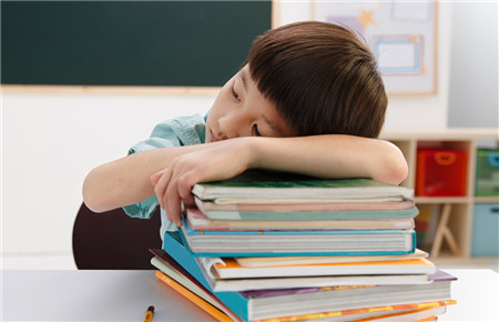 15岁男孩不上学怎么办
