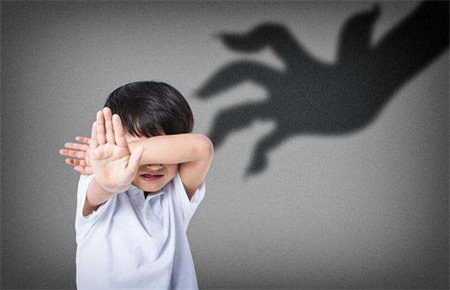 对于孩子，家长有哪些错误的行为？
