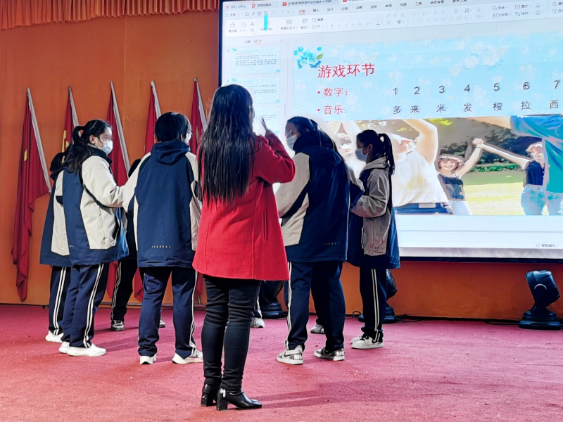 新起点教育专门学校开展“学会调控情绪，放飞好心情”为主题的活动